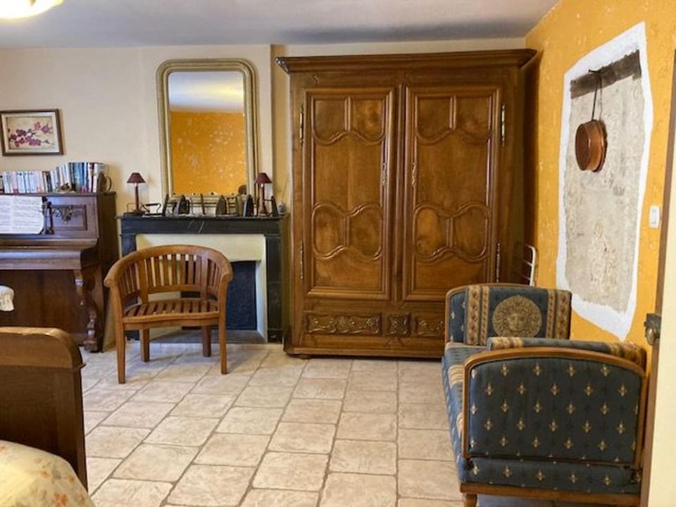 Ancienne ferme restaurée avec charme, vergers de mirabelles, borne électrique, proche Lac de Madine - FR-1-585-7 House in Grand Est