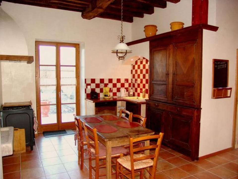 Maison de Caractère 14ème Siècle, 6 Pers., Grand Jardin & Cheminée, Près de Nancy et Verdun - FR-1-585-46 House in Grand Est