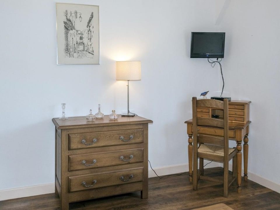 Gîte pour 12 face au château de Thillombois avec jardin, cheminée et équipements PMR - FR-1-585-38 House in Grand Est