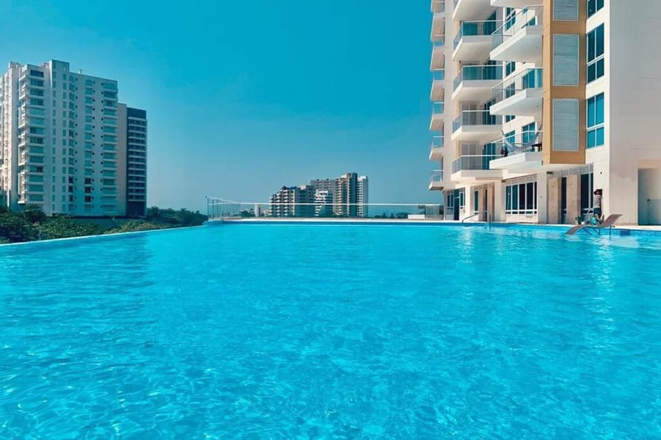 Pool view, Swimming pool