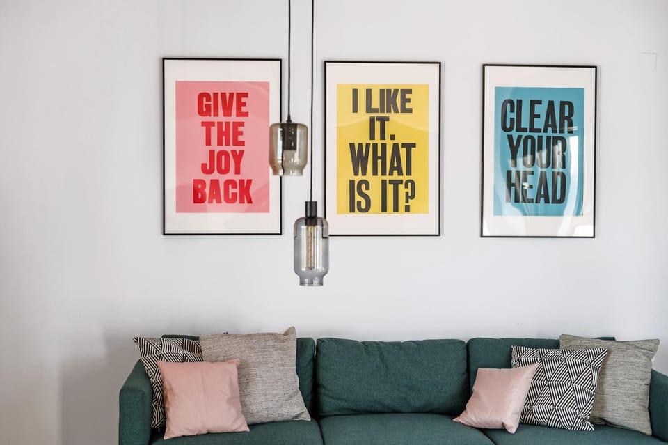 Living room, Seating area