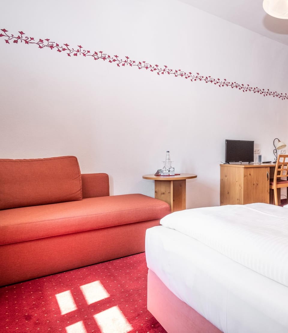 Bed, Photo of the whole room