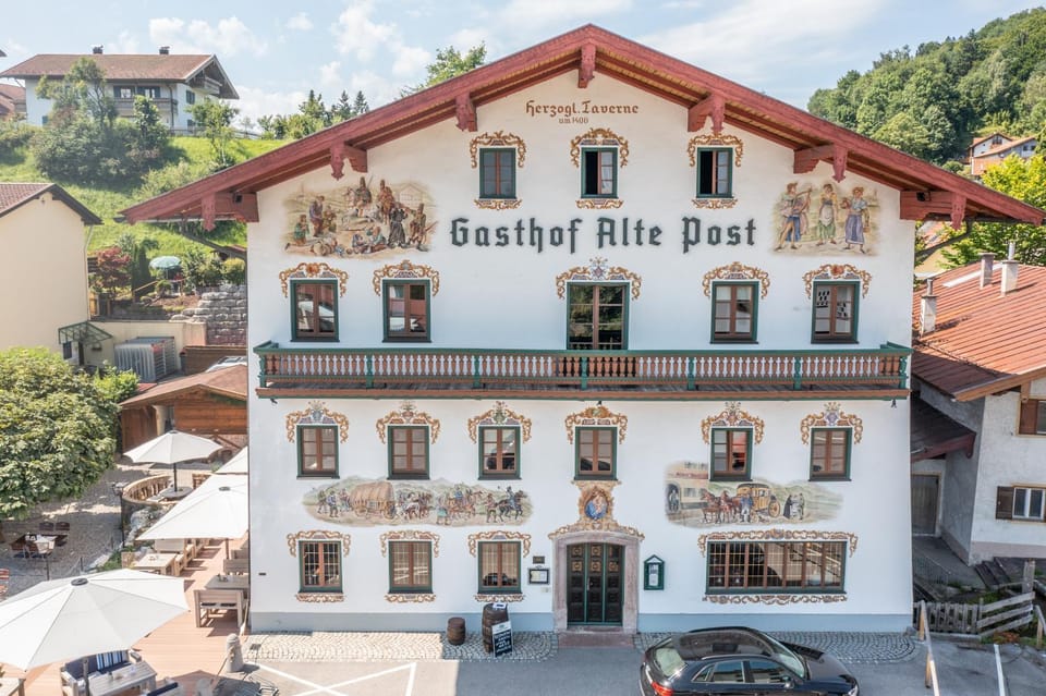 Property building, Bird's eye view, Location