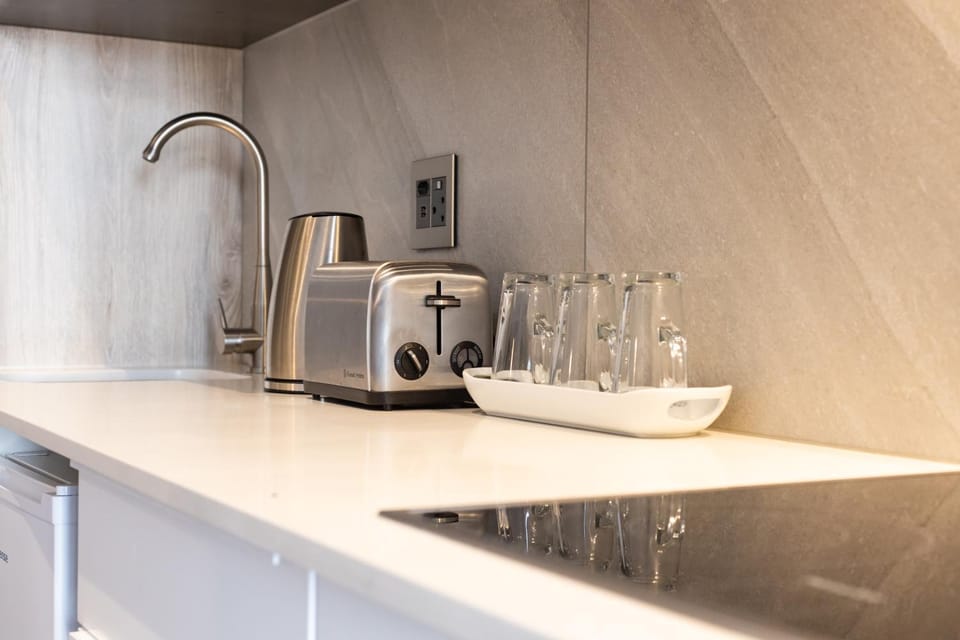 Coffee/tea facilities, Kitchen or kitchenette, toaster