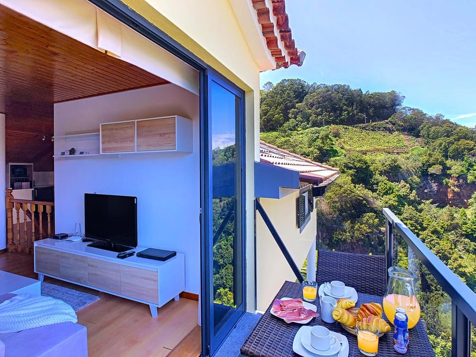 Property building, View (from property/room)