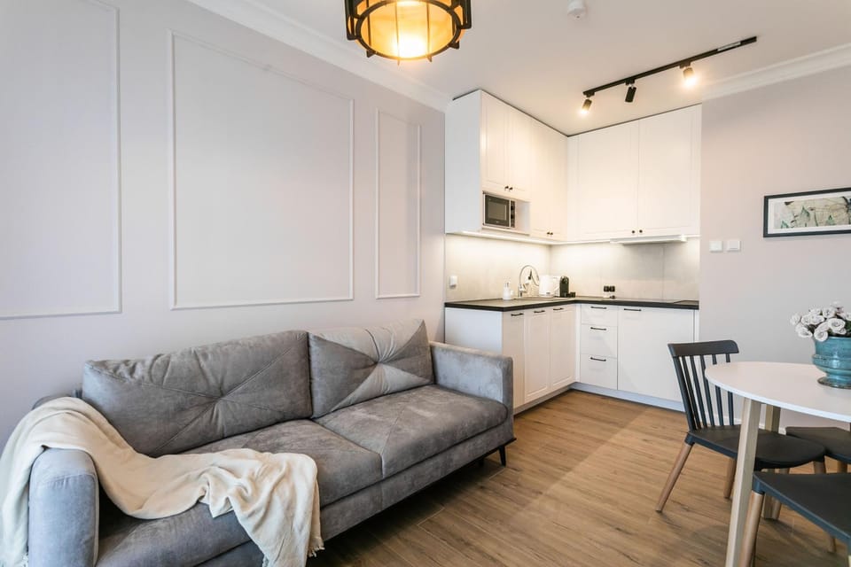 Kitchen or kitchenette, Living room, Seating area, Dining area, minibar, stove