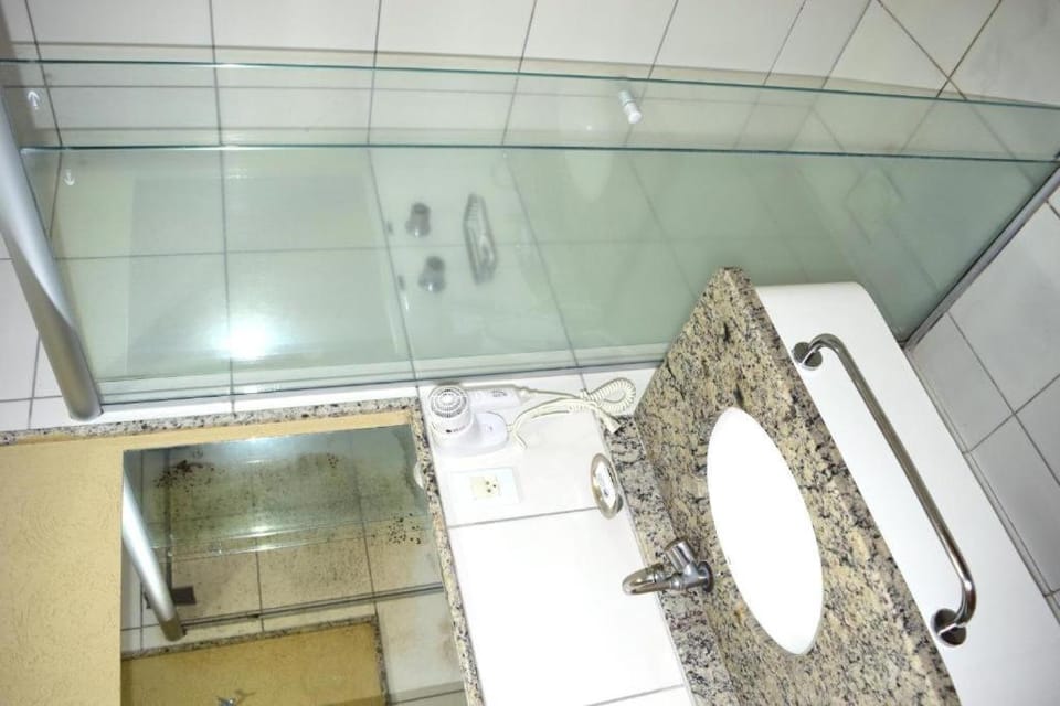 Golden Dolphin Express via Giro ImobTech Apartment in State of Goiás