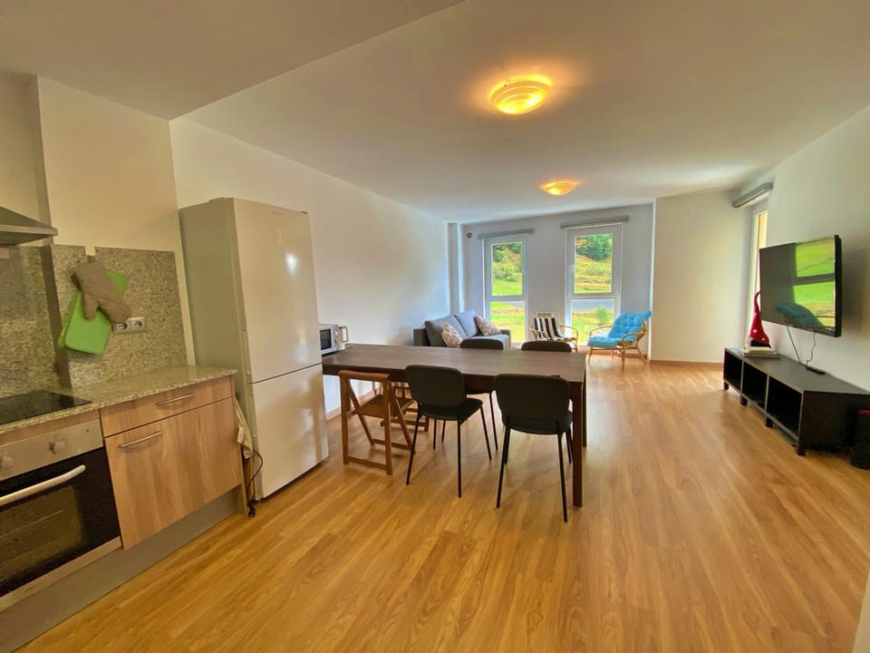 Ribasol 645, apartamento hasta 4 personas, Arinsal Apartment in Arinsal