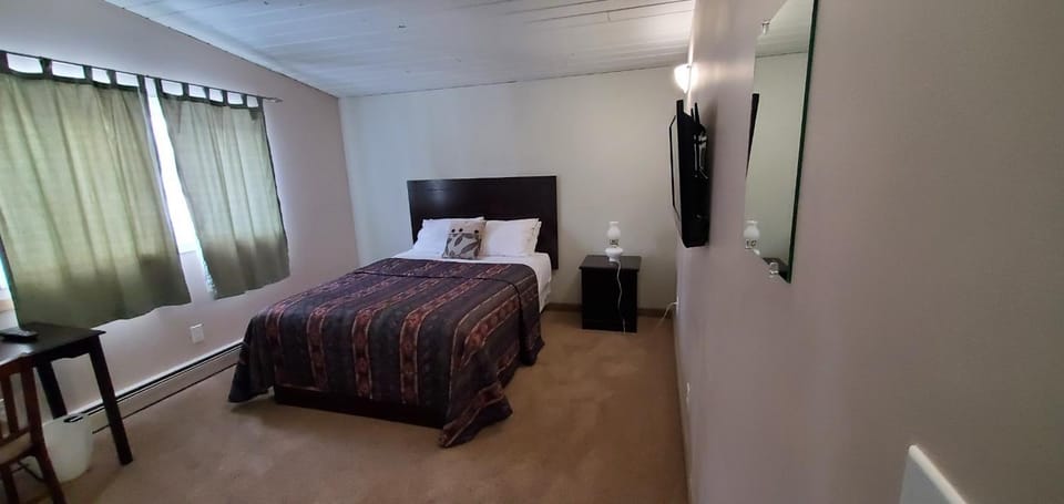 BUDGET LODGE Inn in Saskatoon