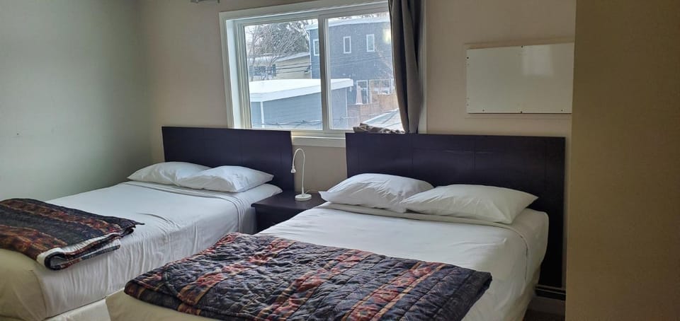 BUDGET LODGE Inn in Saskatoon