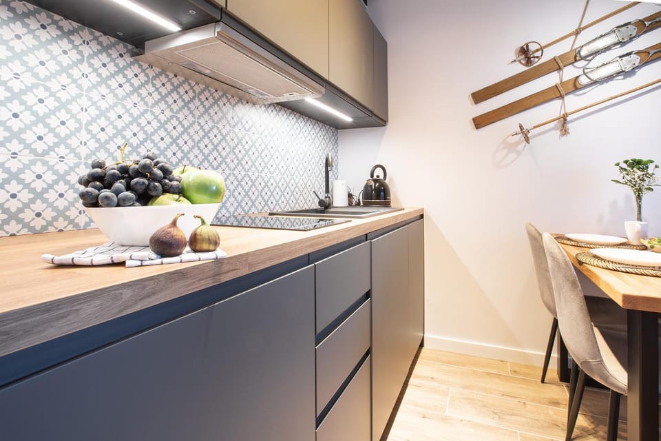Kitchen or kitchenette, Decorative detail