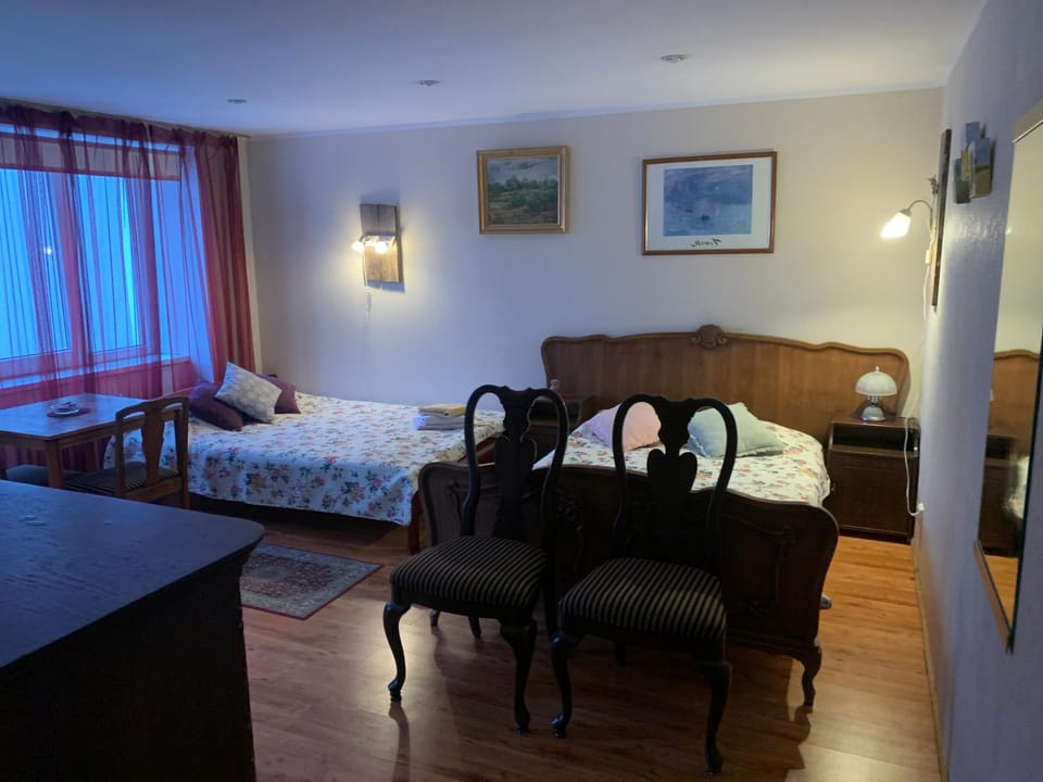 Rüütli - Cute Old Town Apartment - 2 big beds, free parking Apartment in Estonia