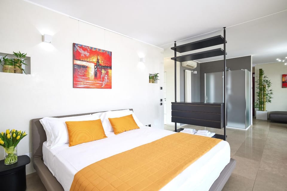 Bed, View (from property/room), Bedroom