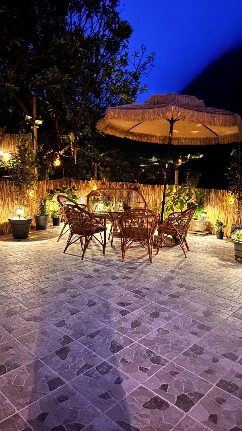 Patio, Night