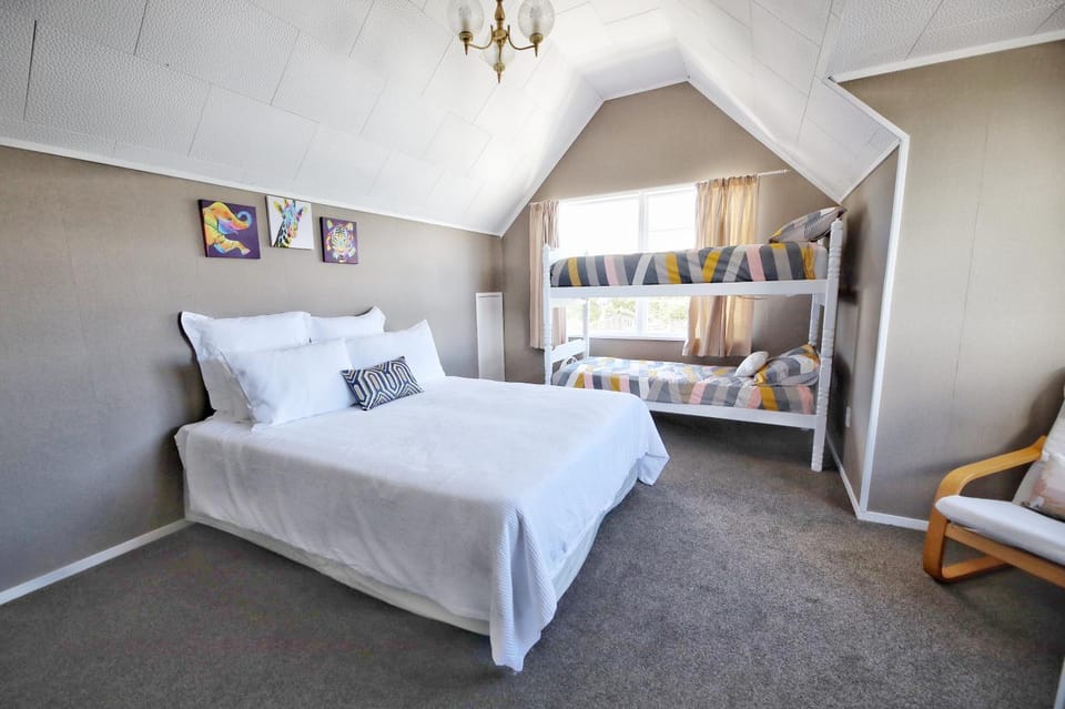 bunk bed