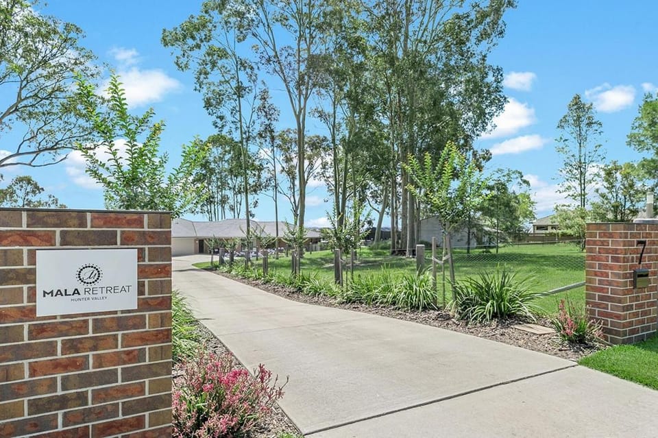 Mala Retreat Sleeps 7, Two Bedrooms & Ensuites House in Maitland