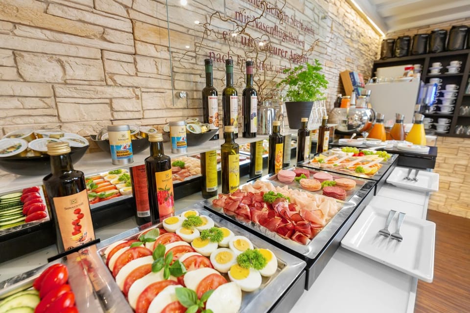 Food and drinks, Food, Breakfast, Buffet breakfast