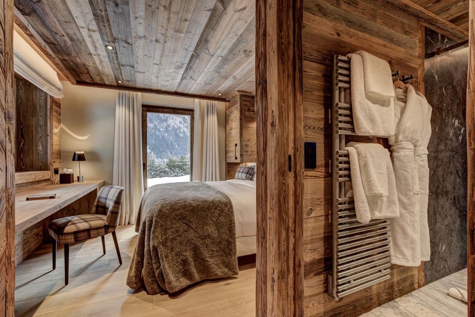 Bed, Bathroom, View (from property/room), Bedroom