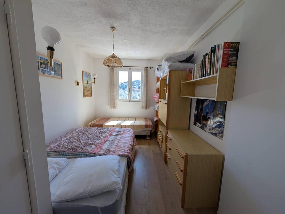 Appartement T2 avec balcon sud et parking privé - FR-1-593-9 Apartment in Catalonia