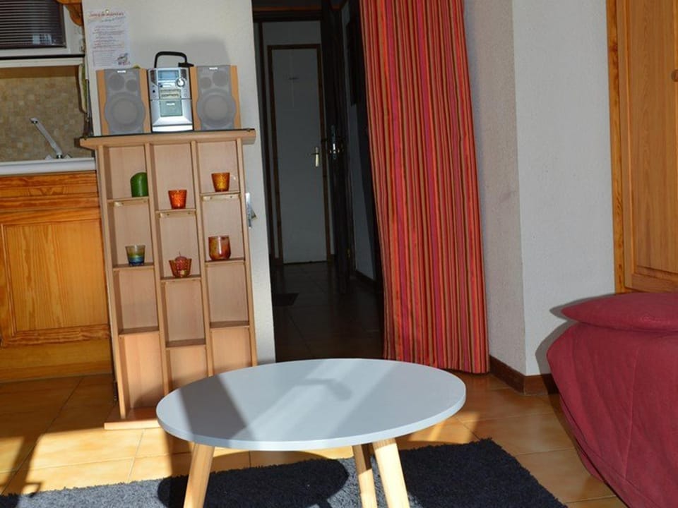 Appartement calme centre station avec parking - FR-1-593-41 Apartment in Catalonia