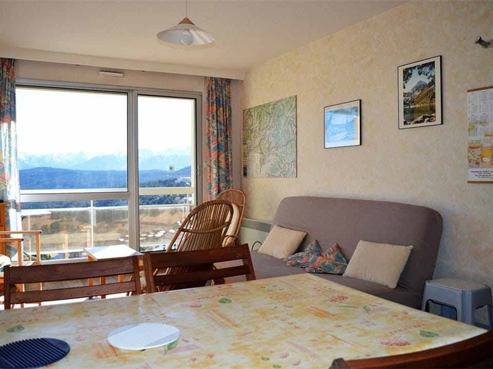 Appartement T2 au pied des pistes avec parking Apartment in Occitanie