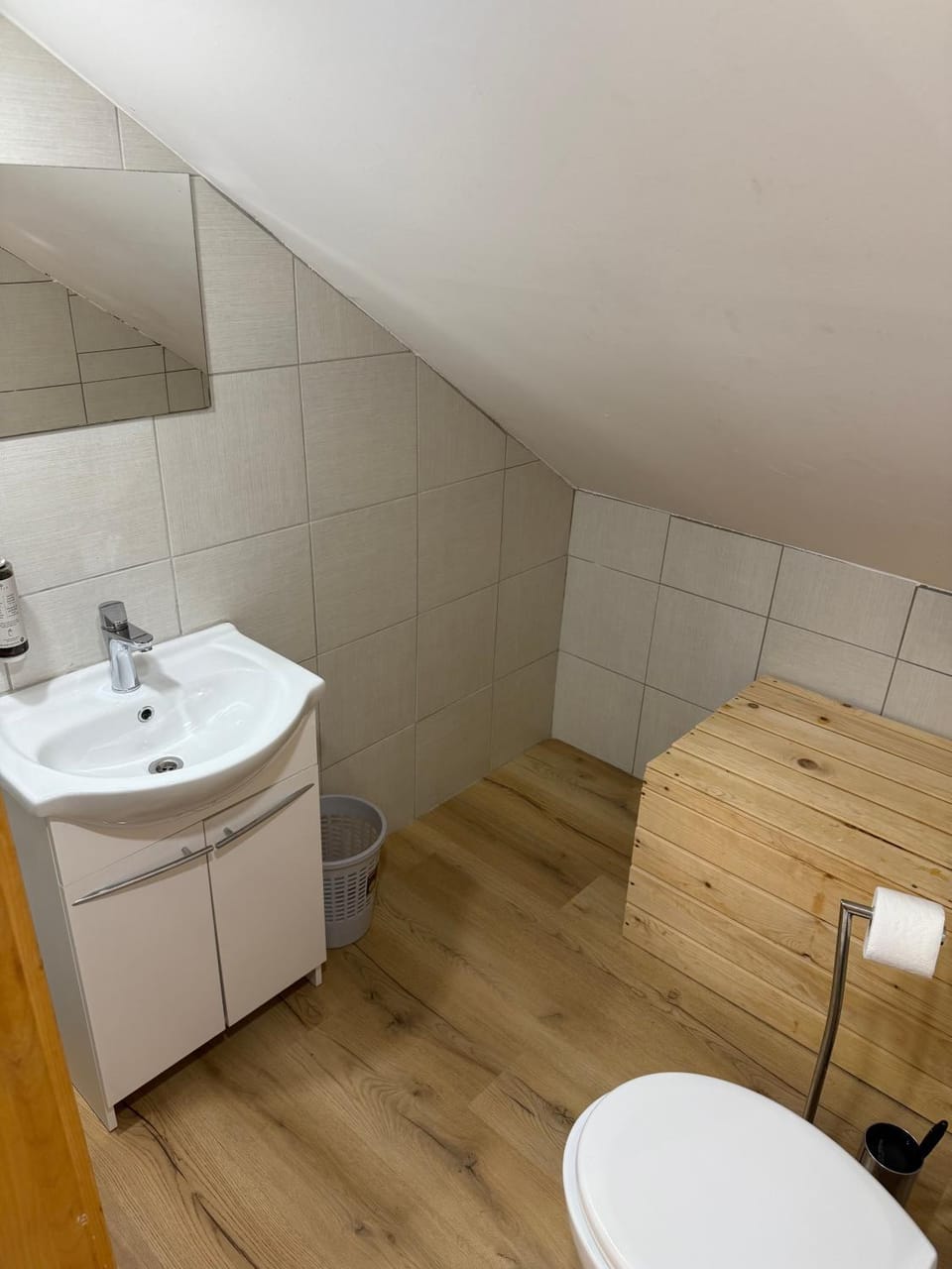 Martinova izba - Family Bungalows Campground/ 
RV Resort in Slovenia