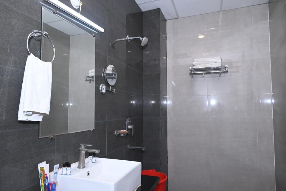 Shower, Bathroom