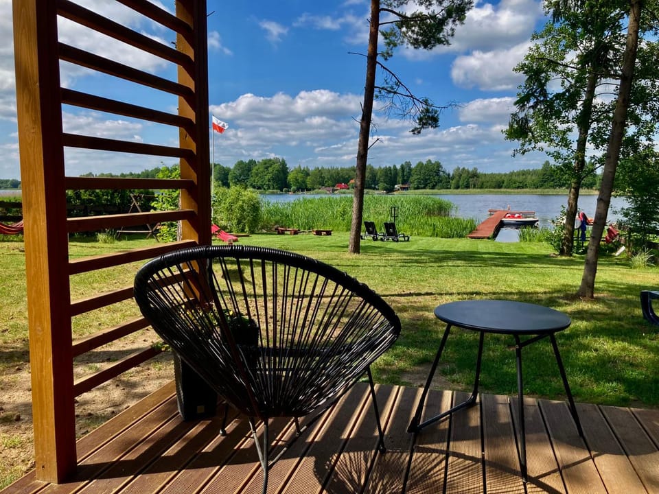 Makosieje Resort-15m od brzegu,widok na jezioro,wi-fi Nature lodge in Poland