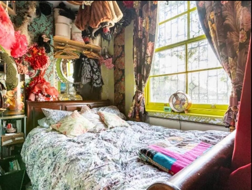 Boutique bijoux garden flat in vibrant Oval Apartment in London Borough of Southwark