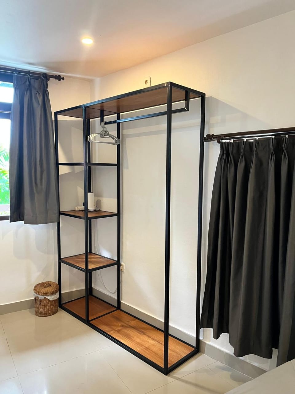 wardrobe