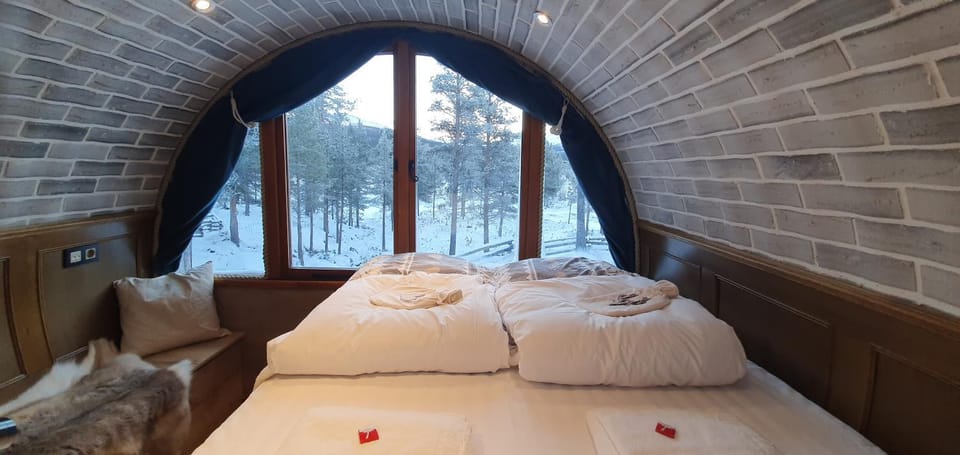 Bed, Other