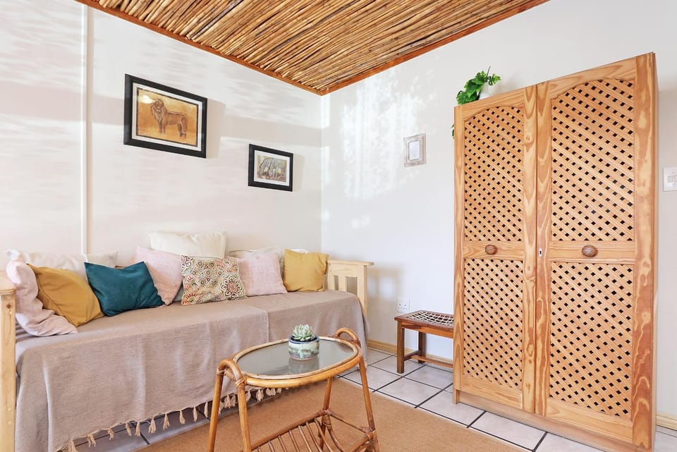 Seating area, wardrobe