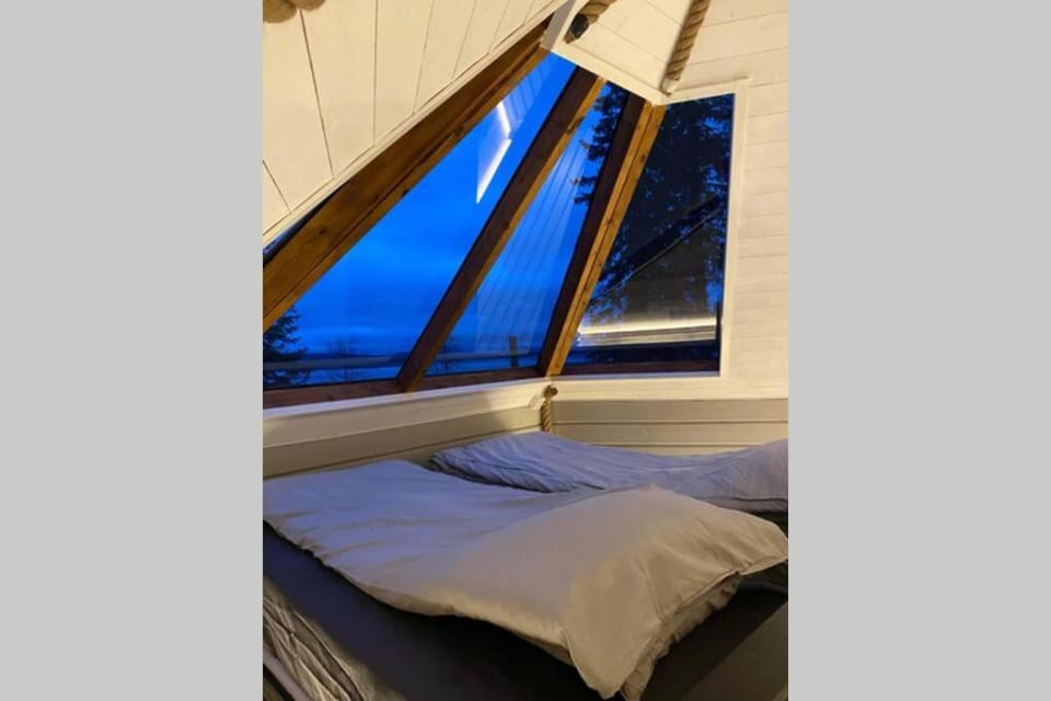 Northernlight cabin Cabin in Norrbotten County, Sweden