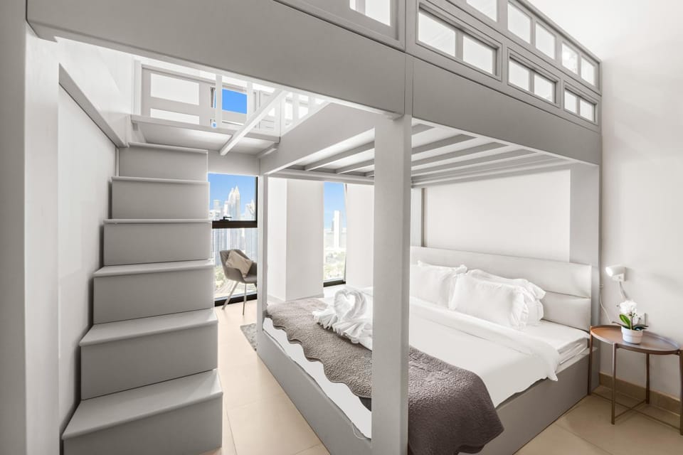 Modern 2BR with Balcony Sea Views and Pool, Gym Near Attractions Apartment in Dubai