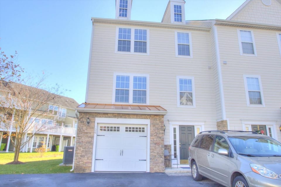 34 Pier Point Dr, Millville House in Millville