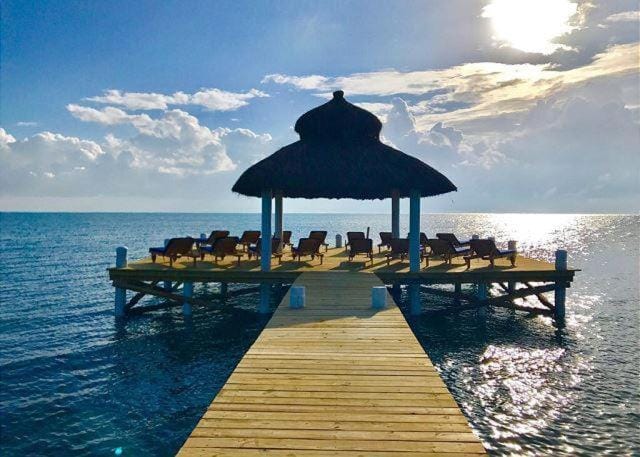VeLento Oceanfront #2 House in Belize District