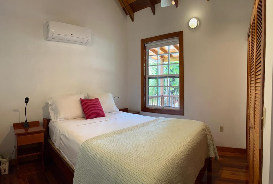 Seahorse Cabana House in Belize District