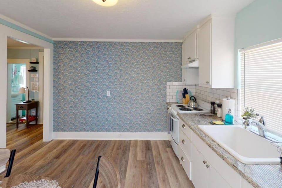 The Comfi Coral - Apartment Home Studio C Apartment in Baytown