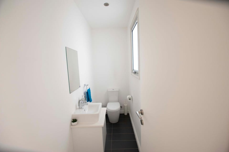 Toilet, Bathroom