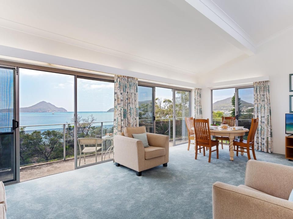 The Helm 5,22 Voyager Cl - waterfront unit Apartment in Shoal Bay