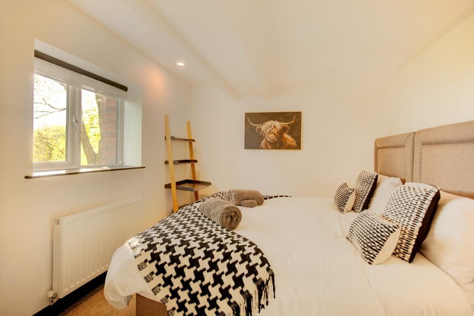The Parlour - The Cottages at Blackadon Farm House in England