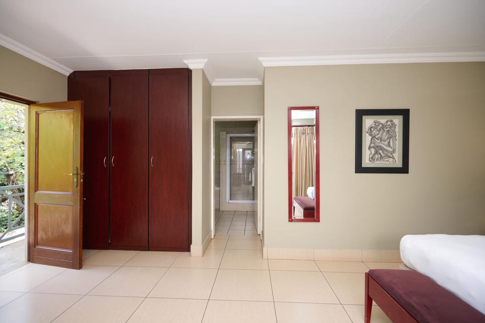 Tamboti Guest Lodge Bed and Breakfast in Pretoria