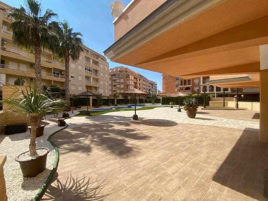 Piso estilo Mediterráneo a 200m de la playa Apartment in Torrevieja