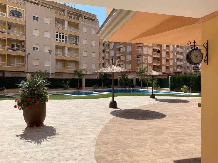 Piso estilo Mediterráneo a 200m de la playa Apartment in Torrevieja