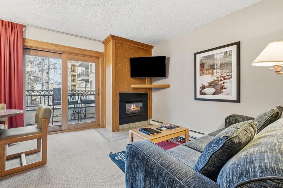 Lift House Lodge, Vail Lionshead Studio Condo, Walk to Gondola Apartment in Vail