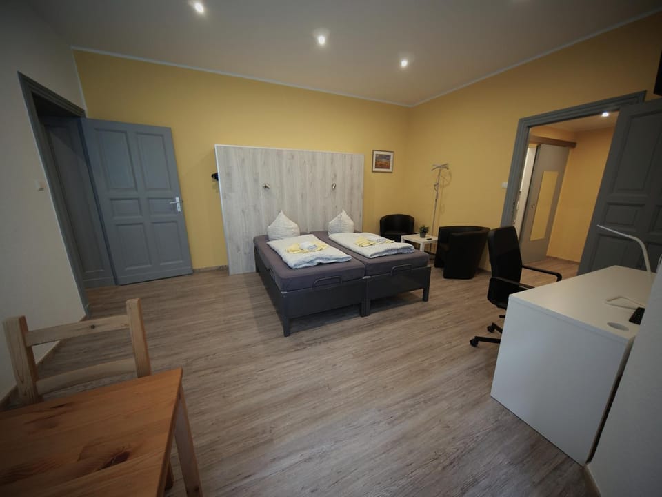 Photo of the whole room