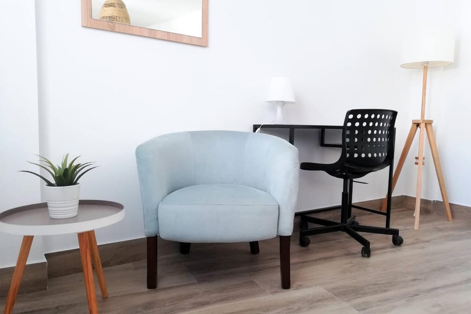Decorative detail, Seating area, Bedroom, On site