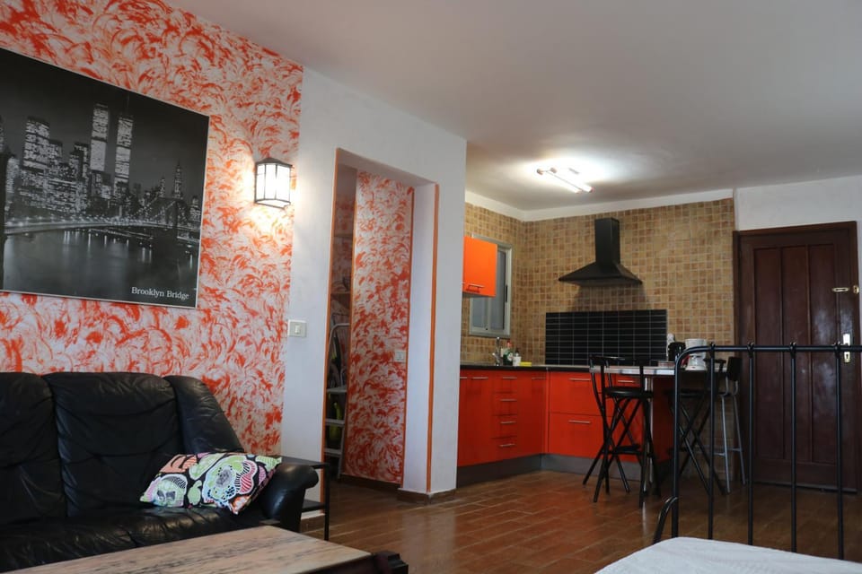 Kitchen or kitchenette, Living room, Seating area