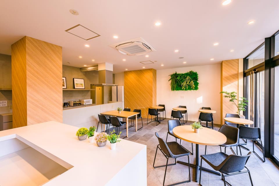 Communal lounge/ TV room