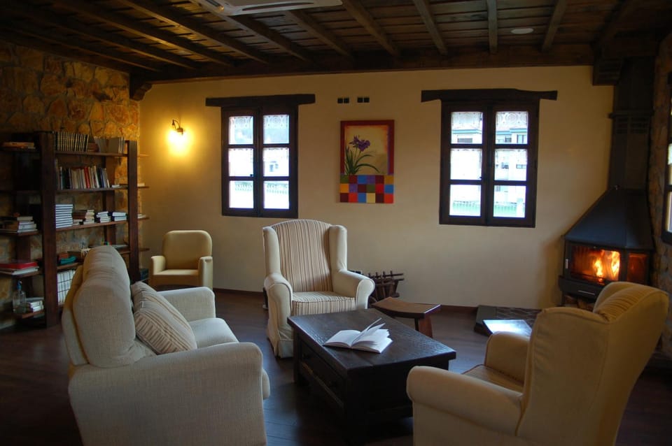 Lounge or bar